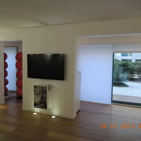 Standing A En Centre Апартаменты *